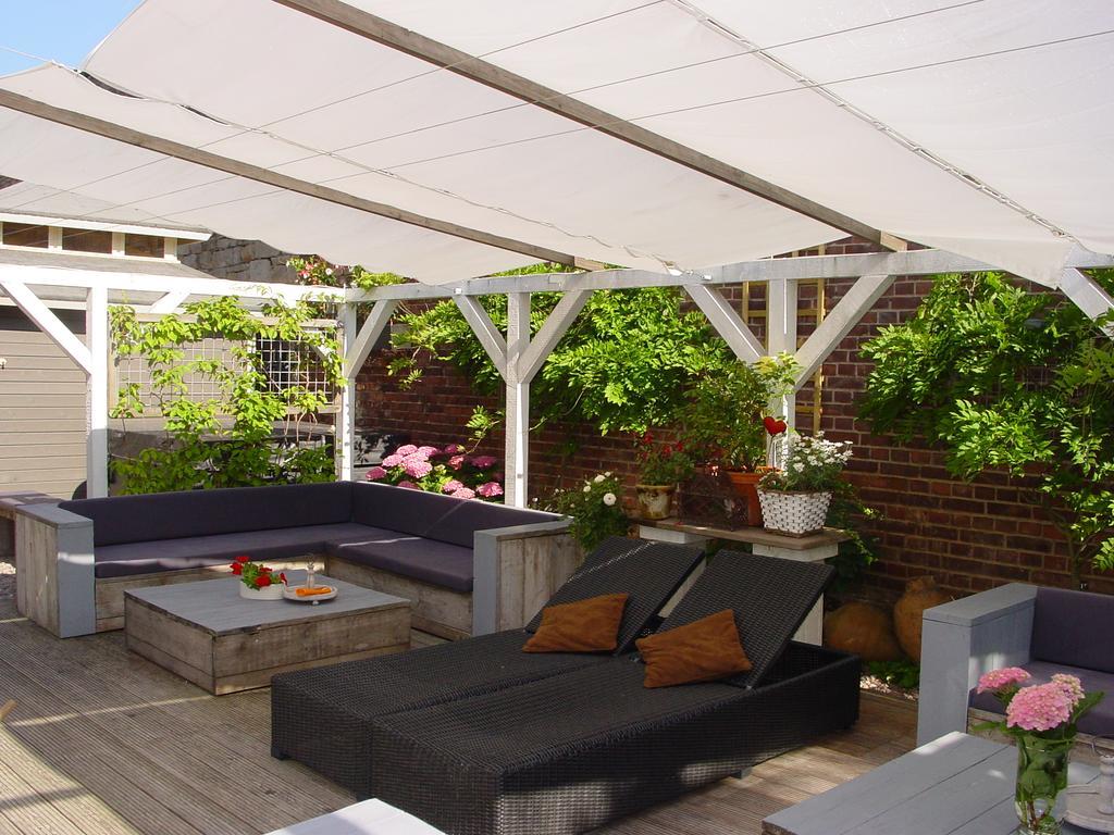 Robert's Bed&Breakfast Helmarshausen Exterior foto